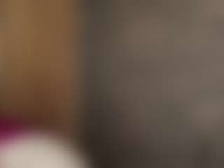 Live cam show with MaxieBevil - Blonde Hair Teen (18+) on Soda Cam