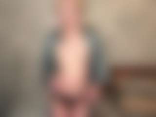 MaxieBevil's Live Sex Cam Show
