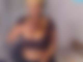 Live cam show with MelonSparkels07 - Dom on Camsoda