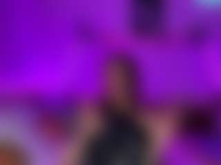 Live cam show with MoraFraccola - Hairy Pussy Brown Hair on Camming Site