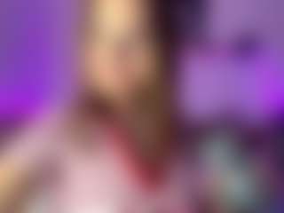 Live cam show with MoraFraccola - New Granny on Camsoda
