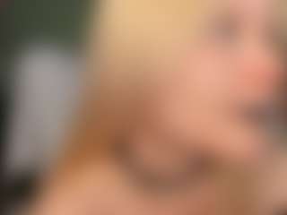 Live cam show with Roni-Lane - Camel Toe on Nude Chat * 1 On 1 Webcam Sex * Live Cam Show