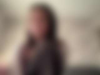Live cam show with SibylSaiz - College on Camsoda