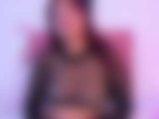 Live cam show with SiennaReese - Striptease on SpankPalCams