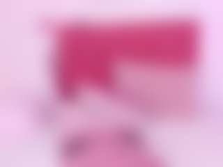Live cam show with SiennaReese - Squirt on Camsoda