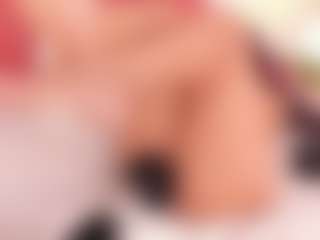 Live cam show with SiennaReese - Strip on Gym Cam Girls