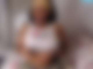 Live cam show with SparkelDiva08 - Wet on makecum.org
