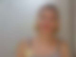 Live cam show with TeressaEstabrooks - Mature Young Adult on nudelive.tv