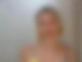 Live cam show with TeressaEstabrooks - Mature on Milfs Live