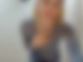 TeressaEstabrooks's Live Sex Cam Show