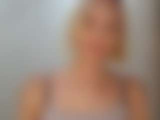 TeressaEstabrooks's Live Sex Cam Show