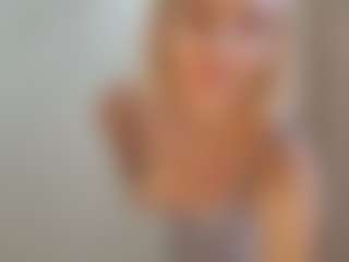 Live cam show with TeressaEstabrooks - Granny on Camsoda