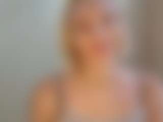 Live cam show with TeressaEstabrooks - Blue Eyes on Camsoda