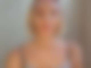 TeressaEstabrooks's Live Sex Cam Show