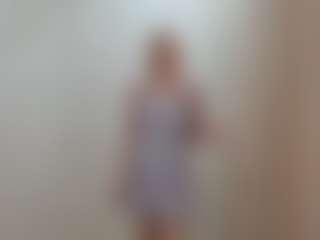Live cam show with TeressaEstabrooks - Middle Aged on Camsoda