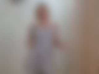 Live cam show with TeressaEstabrooks - Squirt Blonde Hair on Hubzter Live
