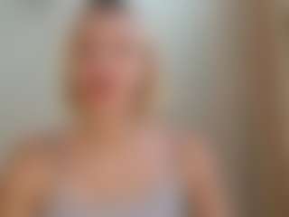 TeressaEstabrooks's Live Sex Cam Show