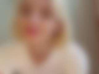 Live cam show with TeressaEstabrooks - Mature on Camsoda