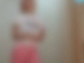 Live cam show with TeressaEstabrooks - Granny on Camsoda