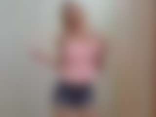Live cam show with TeressaEstabrooks - Blonde Hair Teen (18+) on LiveSexCams6
