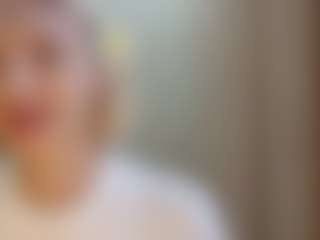 Live cam show with TeressaEstabrooks - Blonde Hair Petite on Strip Flash - Live Sex Shows