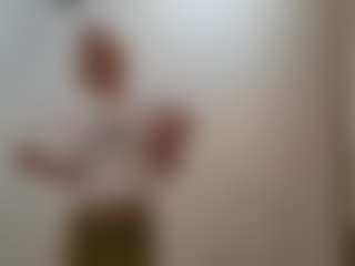 Live cam show with TeressaEstabrooks - Granny on WildCum