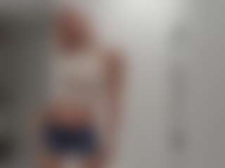 Live cam show with TeressaEstabrooks - Blonde Hair on Camsoda
