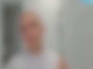 Live cam show with TeressaEstabrooks - Granny Squirt on CamwithHer