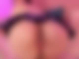 violeth-7's Live Sex Cam Show