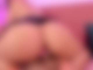 violeth-7's Live Sex Cam Show