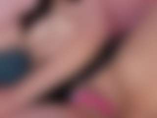 violeth-7's Live Sex Cam Show