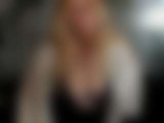 WetLuna1's Live Sex Cam Show