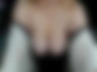 WetLuna1's Live Sex Cam Show