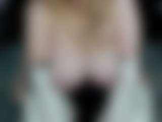 WetLuna1's Live Sex Cam Show