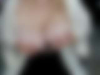 WetLuna1's Live Sex Cam Show
