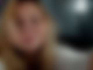 WetLuna1's Live Sex Cam Show