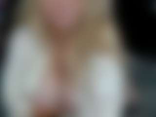 WetLuna1's Live Sex Cam Show