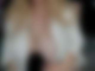 WetLuna1's Live Sex Cam Show