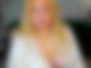 WetLuna1's Live Sex Cam Show