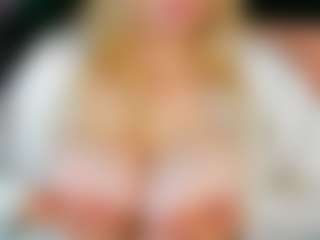 WetLuna1's Live Sex Cam Show