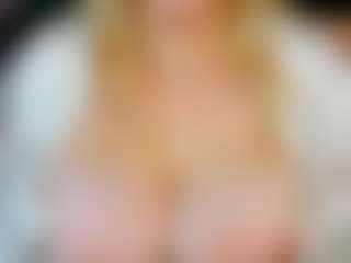 WetLuna1's Live Sex Cam Show