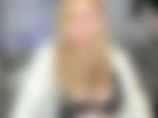 WetLuna1's Live Sex Cam Show