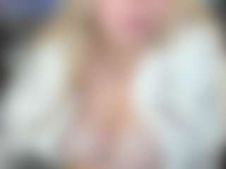 Live cam show with WetLuna1 - Toys on https://playwithruby.com