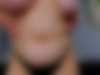 Live cam show with WetLuna1 - Green Eyes on Camsoda