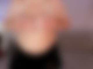 WetLuna1's Live Sex Cam Show
