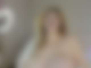 Live cam show with WetLuna1 - Tittyfuck on Camsoda