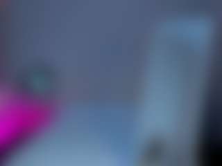 Live cam show with WetLuna1 - Green Eyes on crypto-cams