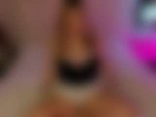 Live cam show with WetLuna1 - Tittyfuck on Camsoda