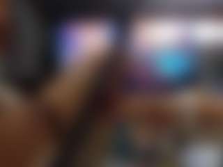 Live cam show with LushDiamonds - Fingers on Camsoda