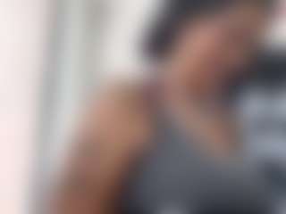 Live cam show with LushDiamonds - Wet on Camsoda